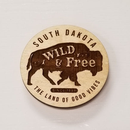 South Dakota Souvenier wooden lazer engraved magnets with bison and land of good vibes etched on round wooden refrigerator magnet